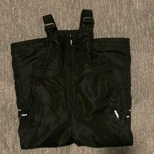 Size 6/7 black snow pants